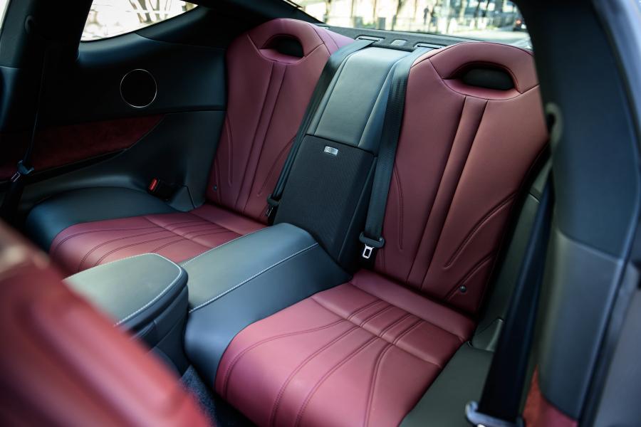 Интерьер Lexus LC500h 2017 года  (JP) (фото 26 из 30)